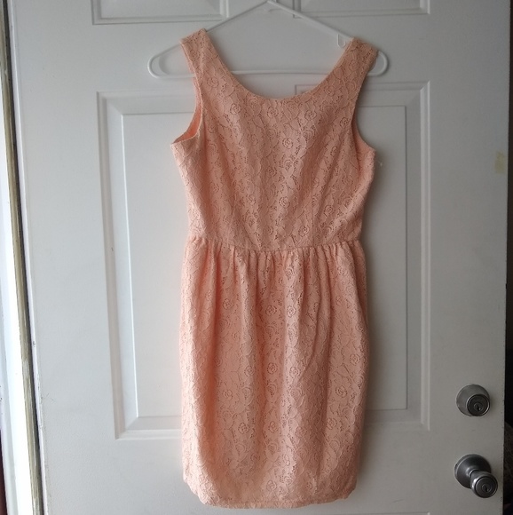 Peach lace forever 21 dress - Picture 1 of 3